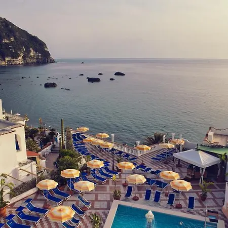 Riva Del Sole Отель Форио