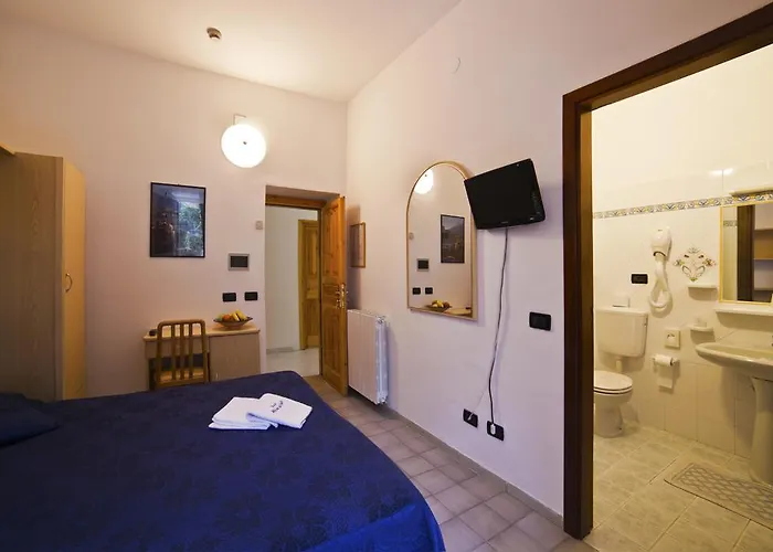 מלון Riva Del Sole 2*