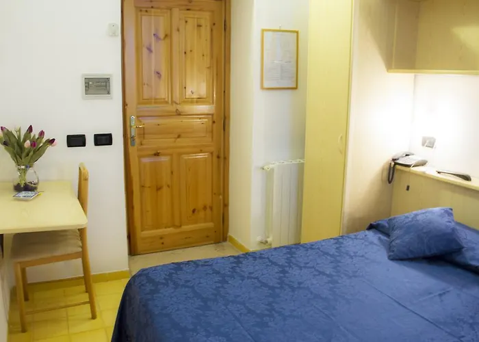 Riva Del Sole מלון