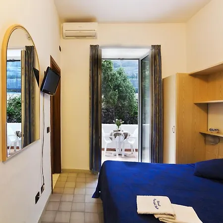 Ξενοδοχείο Riva Del Sole 2*